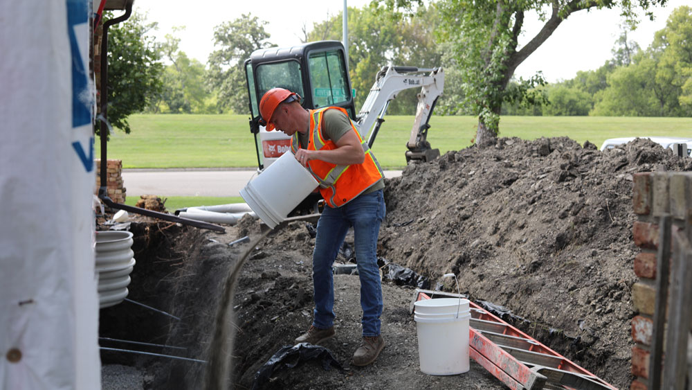 American-Waterworks-worksite-16.9.jpg