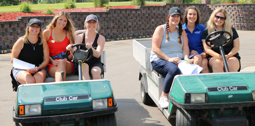 Golf-cart-group-pic-1000-px.jpg